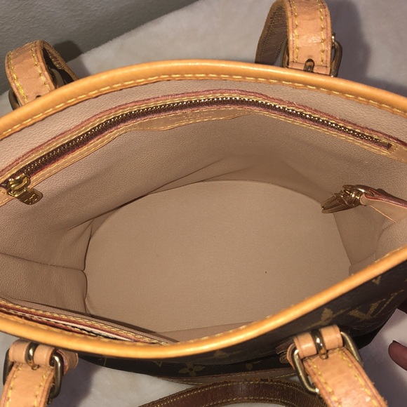 Louis Vuitton Shoulder Handbag Bucket - Picture 8 of 16